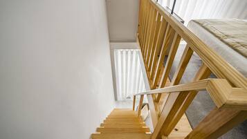Standard Duplex | 1 bedroom, hypo-allergenic bedding, laptop workspace, free WiFi