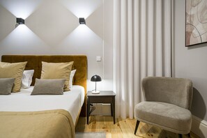 Apartamento família | Roupas de cama antialérgicas, espaço de trabalho para notebook