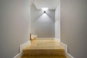 Departamento familiar | Ropa de cama hipoalergénica y espacio para trabajar con laptop