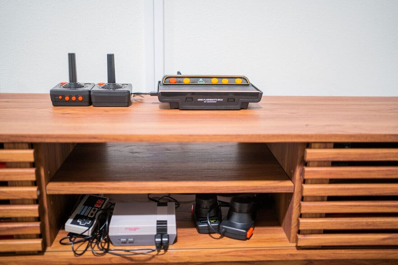 “Nintendo, record player, hot tub, and that mountain view… wow.”