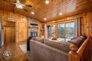 Smart TV, books - Moonlite Hideaway on Cross lake (Crosslake)