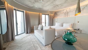 Rom – signature | Minibar, skrivebord, lydisolert og wi-fi (inkludert)