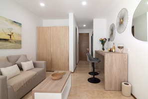 Caja de seguridad en la habitación, wifi gratis y ropa de cama 