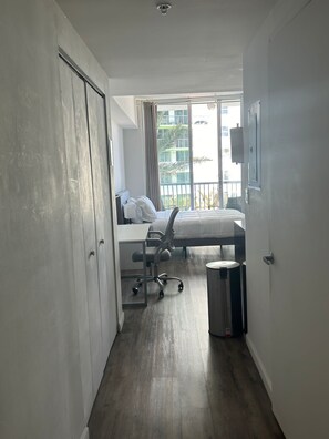 1 bedroom, iron/ironing board, WiFi - MIA Edgewater with sea view. (Miami)