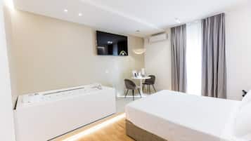 Camera Queen Superior | Egyptian cotton sheets, premium bedding, memory-foam beds, free minibar