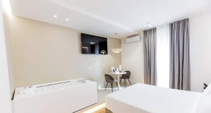 Centoquindici Rooms & Suite