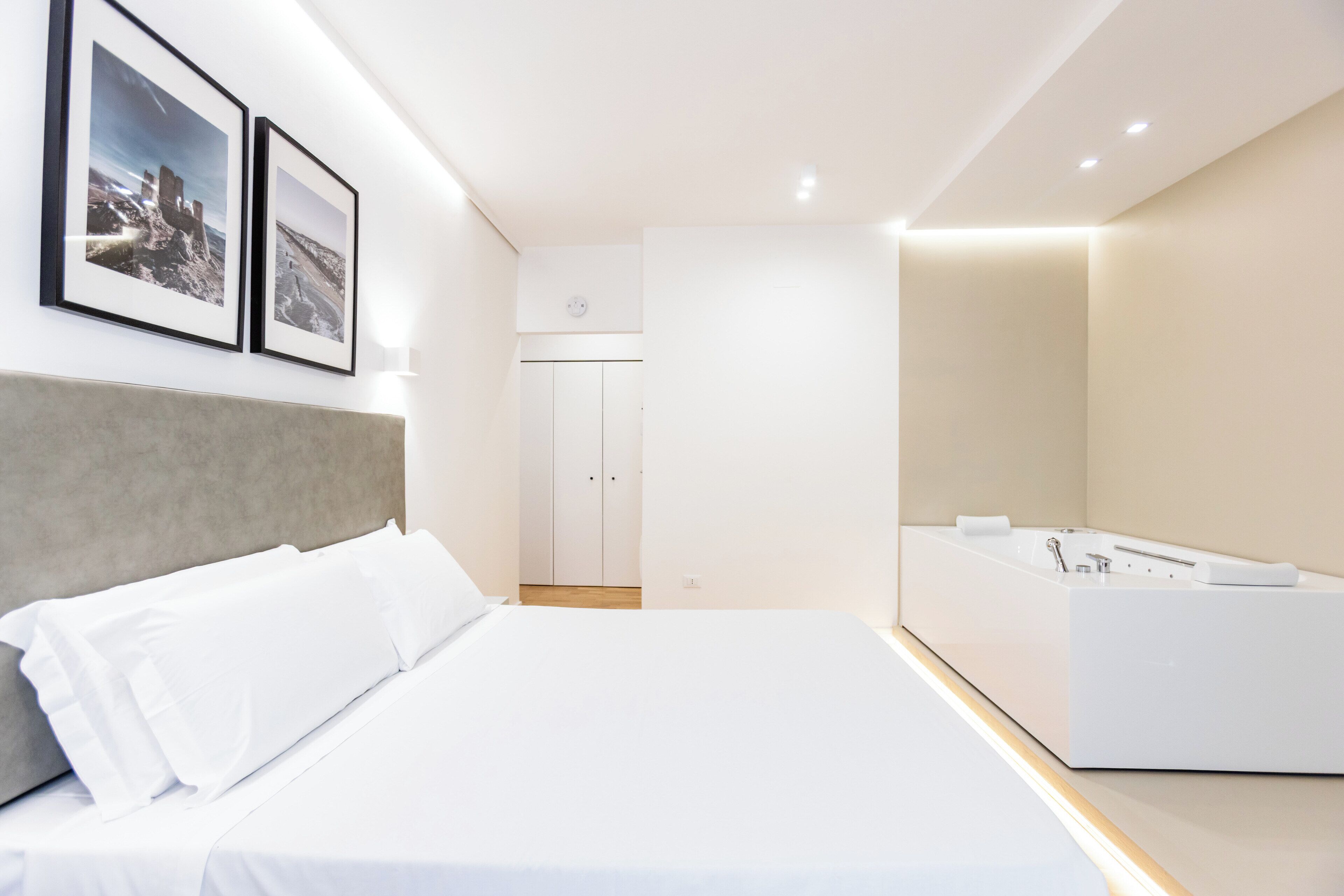 Camera Queen Superior | Egyptian cotton sheets, premium bedding, memory foam beds