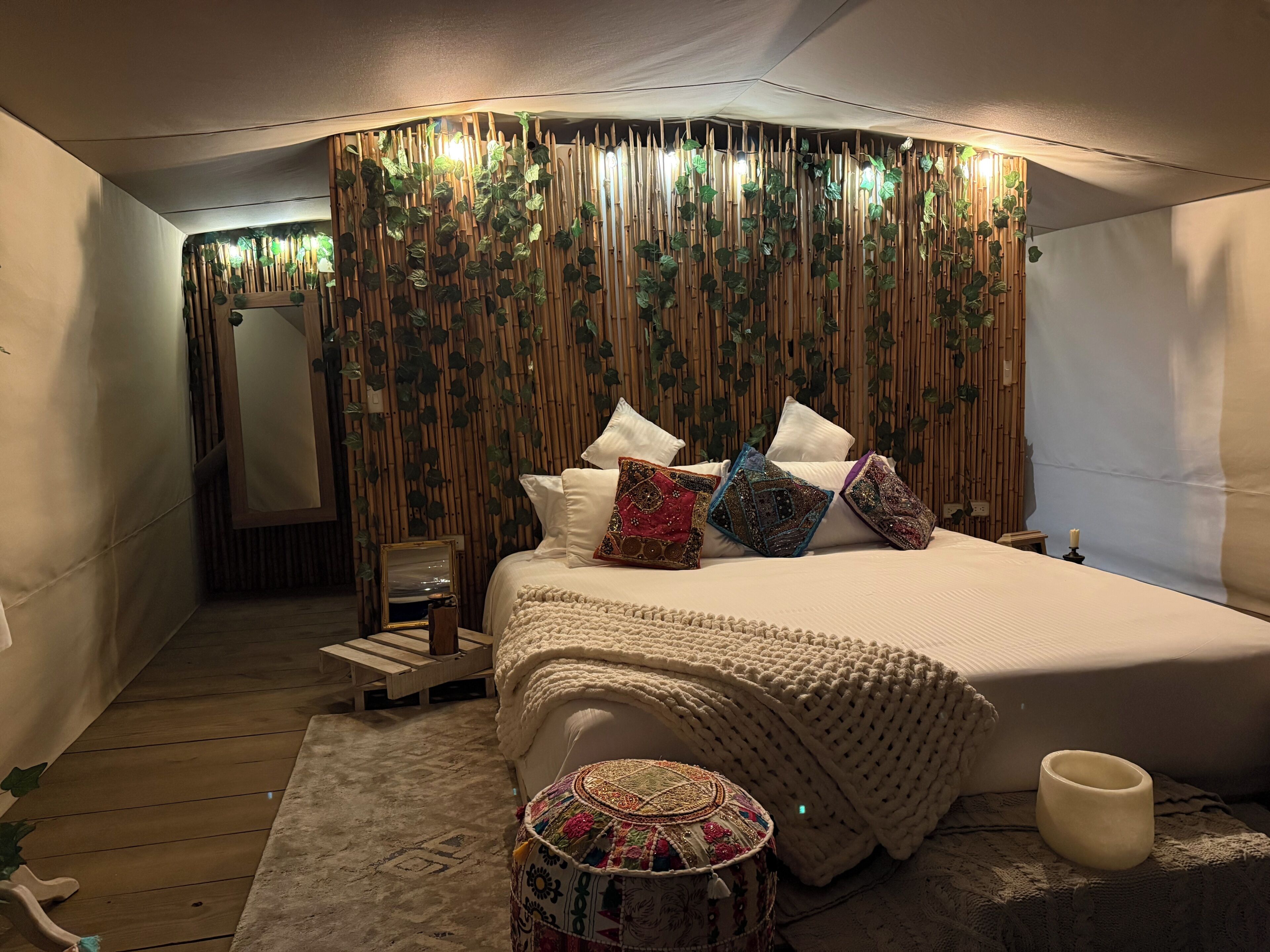 Exclusive Tent | Premium bedding, down comforters, minibar, in-room safe