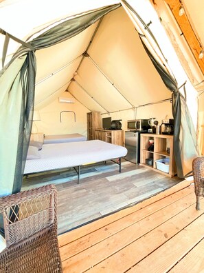標準小屋 | 高級寢具、免費無線上網、床單