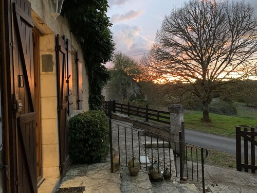 Unique Traditional French Farmhouse with private pool in rural Dordogne