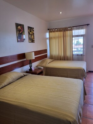 スタンダード ツインルーム | デスク、WiFi (無料)