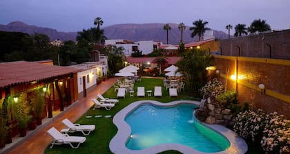 Hotel Oro Viejo