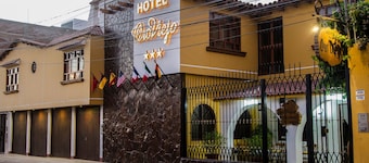 Hotel Oro Viejo