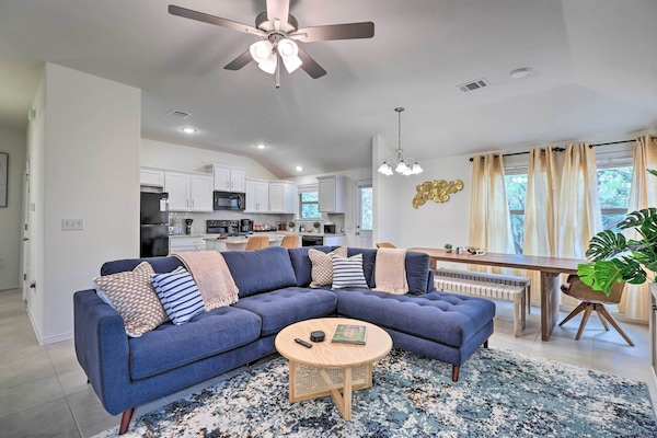 Granite Shoals Vacation Rental | 3BR | 2BA | Step-Free Access | 1,339 Sq Ft