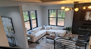 Music library, stereo