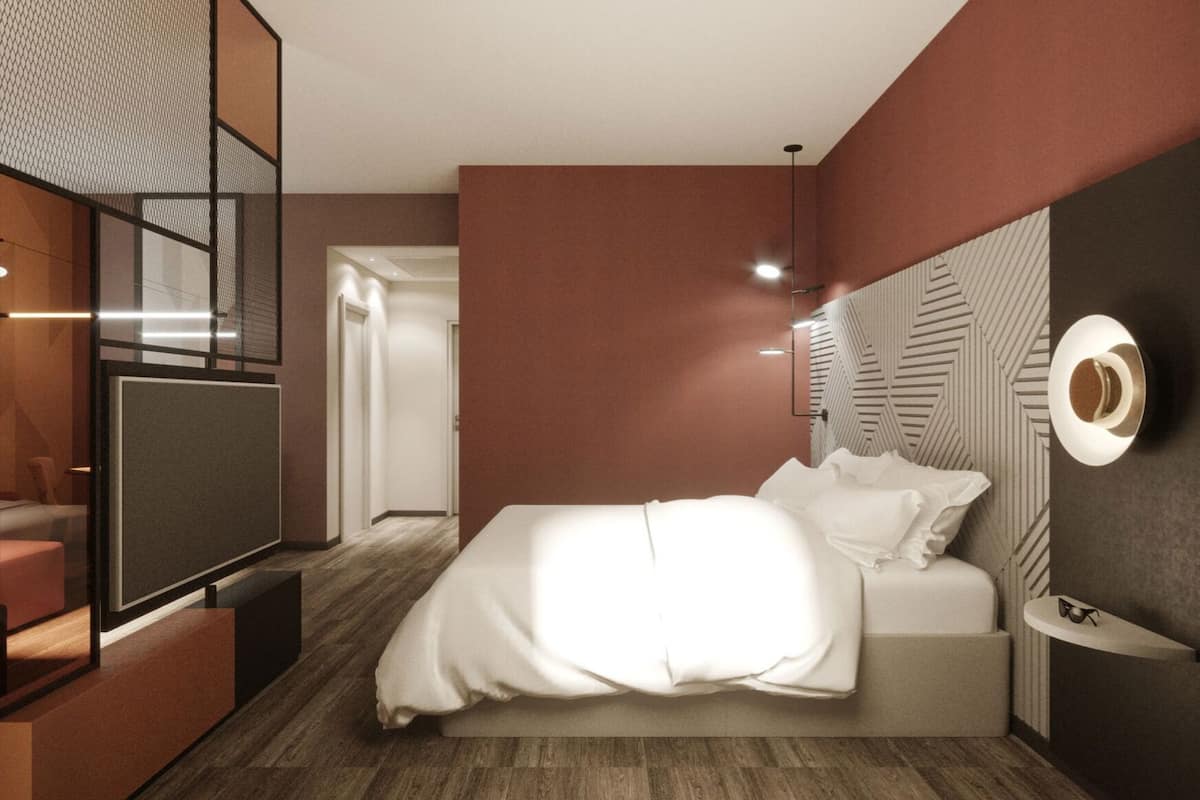 In-room safe, desk, soundproofing, free WiFi