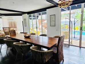 Dining - Artistically designed villa in the heart of Tamarindo, private pool, beach close (Tamarindo)