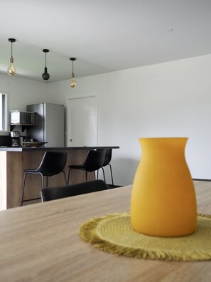 Dining - Pretty new single-storey house 5 minutes from the Gulf (Séné)