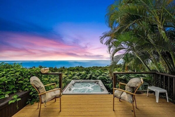 Terrace/patio - Papa Belle 3.5 Acre Estate w/Pool, Spa, Epic Ocean Views, and Orchard (Captain Cook)