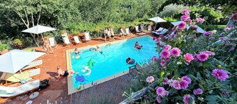 Spoleto Country Park - ideal for grand occasions! Exc yours! Slps 28