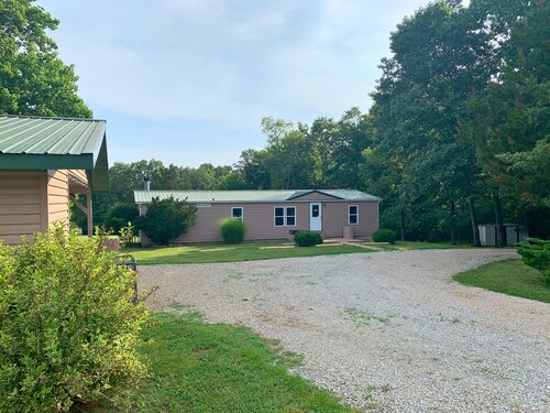 Sportsman's Meadow vacation home near Meramec River