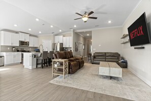 Smart TV, streaming services