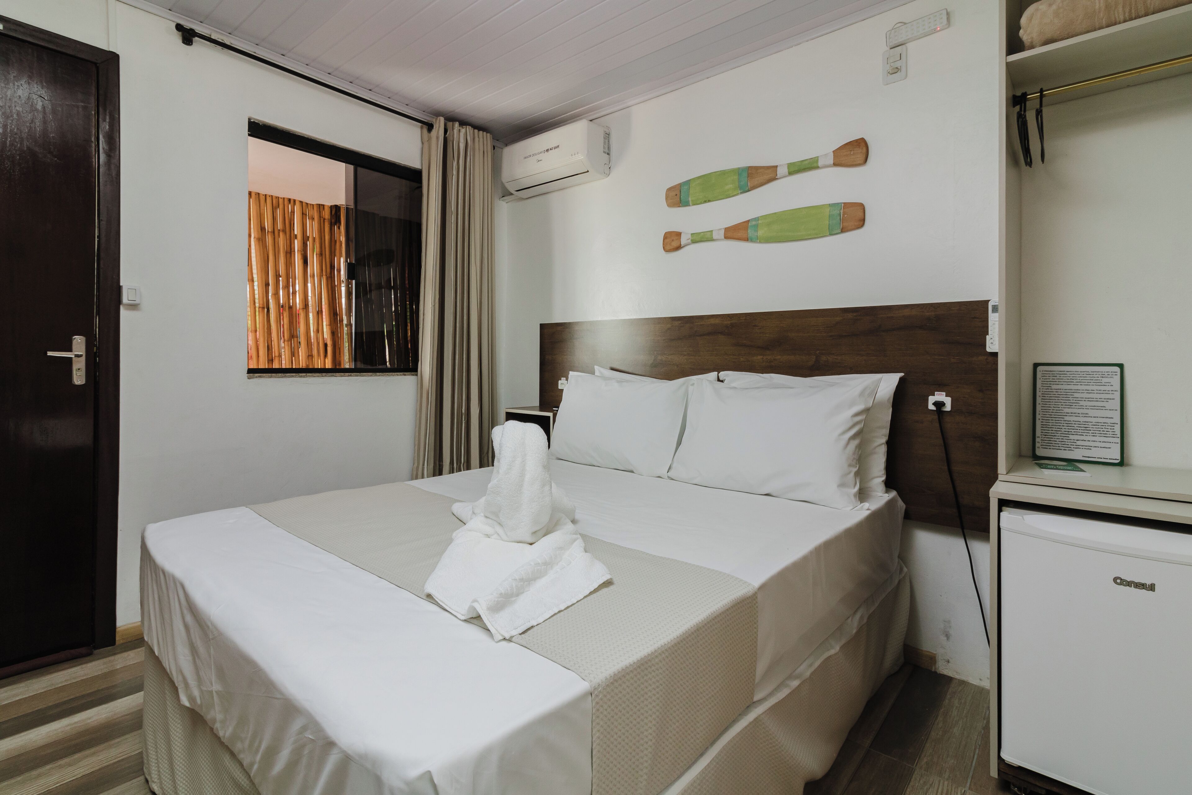 Quarto casal | Frigobar, Wi-Fi de cortesia, roupa de cama