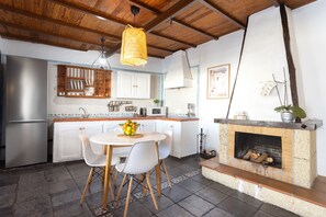 Dining - Casa Cateyma with pool (Icod de los Vinos)