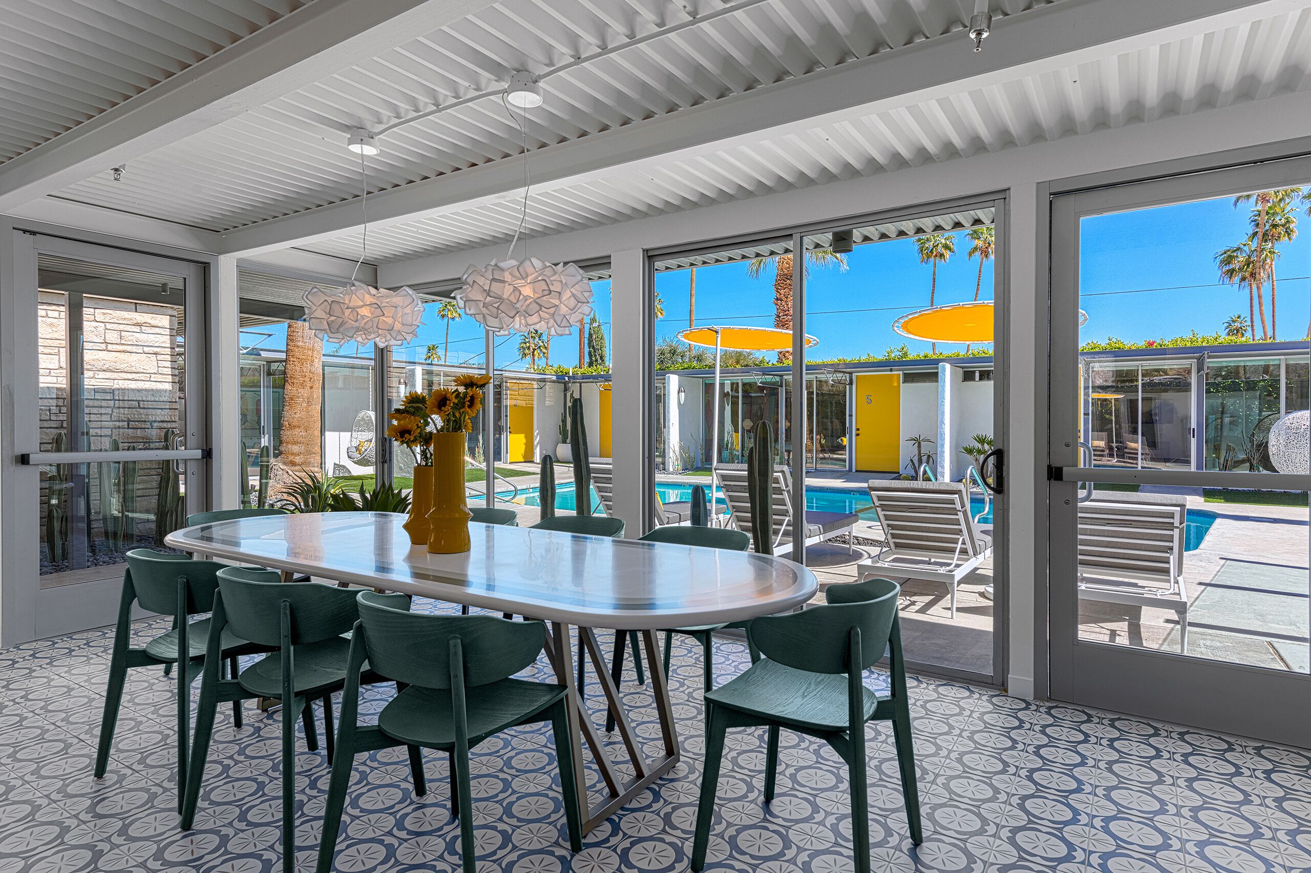 Photo - Limon Palm Springs