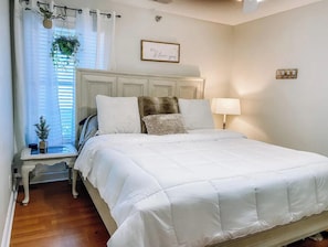 3 bedrooms, desk, iron/ironing board, WiFi - Beautiful condo in Wyndhurst • 10min from LU (Lynchburg)