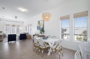 Dining - 5 star 3BR/2BA on 30A between Rosemary & Alys Beach - Heated Pool (Rosemary Beach)