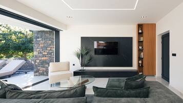 Smart TV