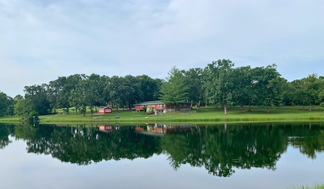 Exterior. Leasburg Lakehouse vacation home & private stocked lake near Meramec River.