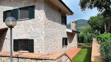 Villa, 4 Bedrooms, Private Pool, Garden View | Exterior