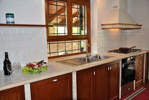 Villa, 4 Bedrooms, Private Pool, Garden View | Interior - Villa Il Casolare Country House With Pool on Sperlonga's Hill (Itri)