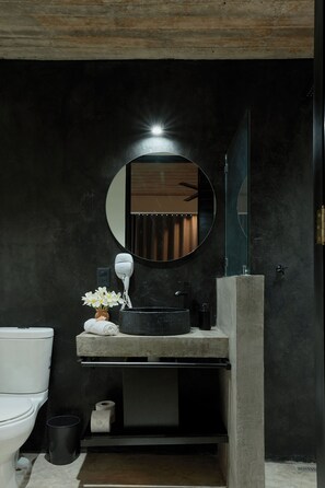 Shower, hair dryer, towels - Aldea Paraíso (Puerto Escondido)