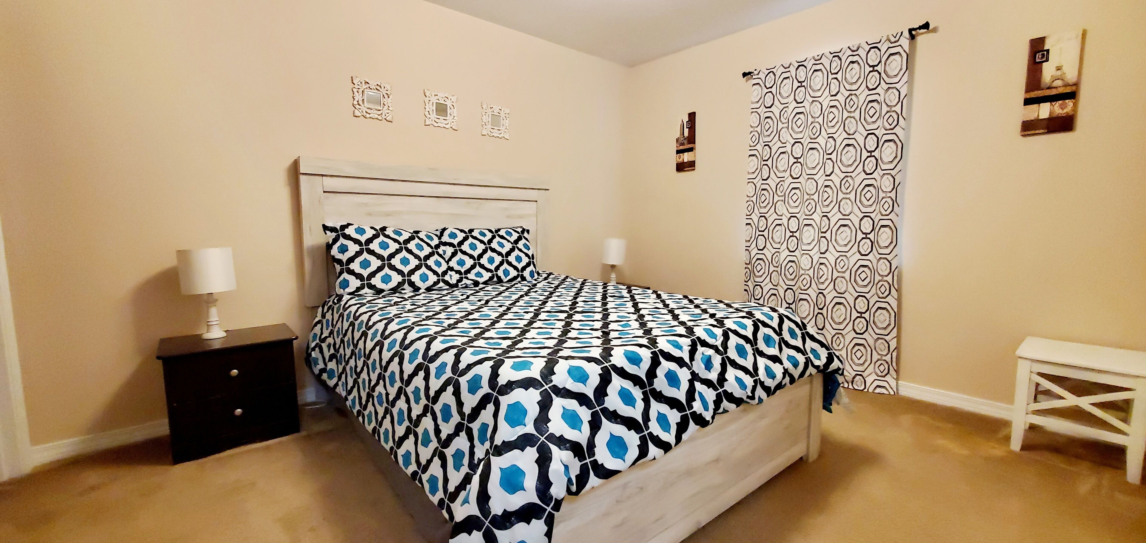 2 makuuhuonetta, silitysrauta/-lauta, Wi-Fi, vuodevaatteet