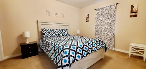 ENTIRE place 2 Bed 2 Bath. Everything You Need for a Hassle-Free Stay in Biloxi.