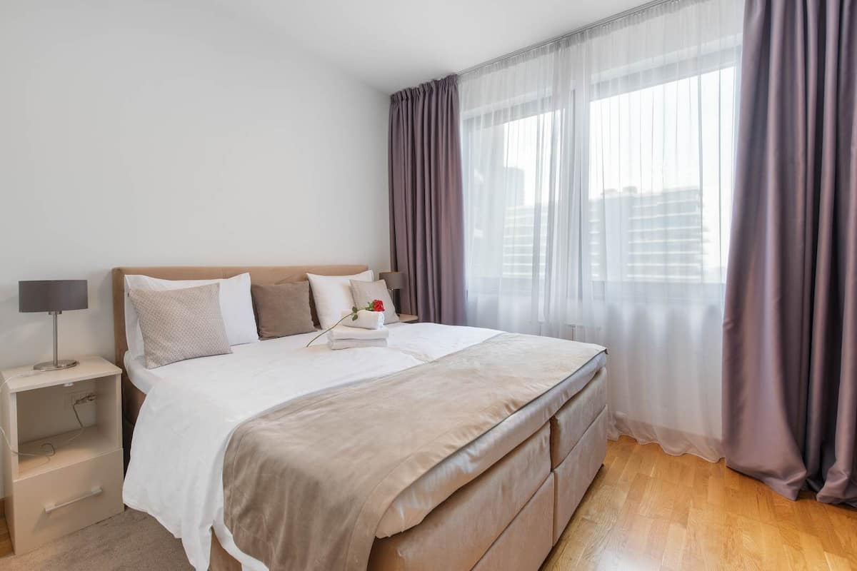 In-room safe, desk, laptop workspace, soundproofing