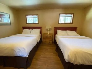 1 bedroom, WiFi, bed sheets - 4K River Ranch • Condo 4 (sleeps 4) (Red River)