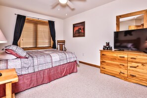3 bedrooms, free WiFi, bed sheets