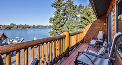 Minocqua Lake Condo! Walk 2 Downtown! Fall Weekends Open! Dock available!