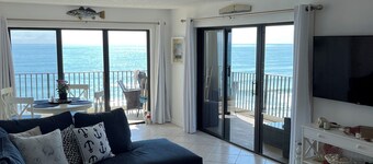 Spectacular 7th floor condo on the beach,  south east Corner unit