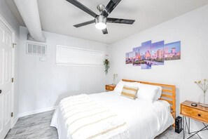 1 chambre, fer et planche à repasser, Wi-Fi gratuit, draps fournis