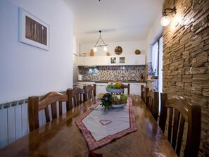 Ruokailu