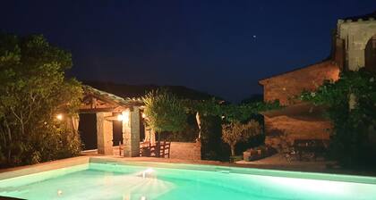 La finestra sull'Umbria - countryhouse with private pool with beautiful views