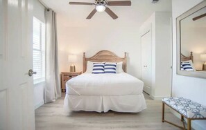 1 bedroom, iron/ironing board, free WiFi, bed sheets - Crystal Calm, great neighborhood and great views! (Destin)