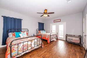 4 bedrooms, travel crib, WiFi, bed sheets