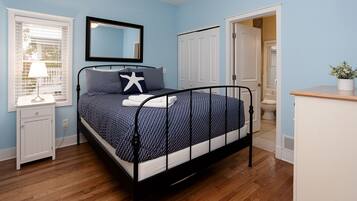 2 habitaciones, cuna de viaje, wifi gratis y ropa de cama