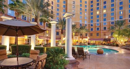 2 Bed 2 Bath Las Vegas - Pools, Hot Tubs, Cabanas and More!